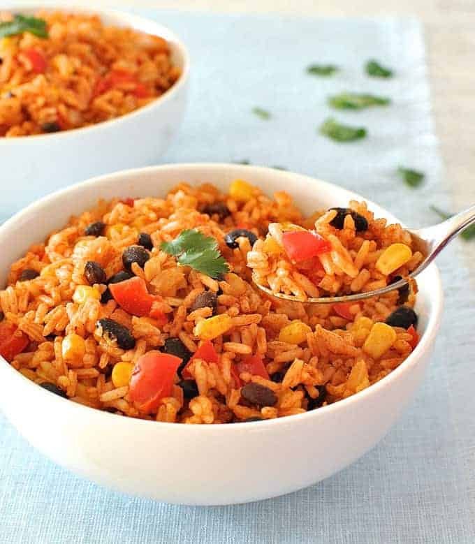 Made extra tasty by using enchilada sauce as the base (or taco sauce or salsa). On the table in 10 minutes! #vegan #vegetarian
