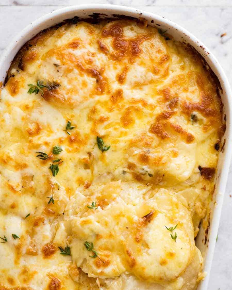 Potatoes au gratin (Dauphinoise Potatoes) fresh out of the oven, ready to be served