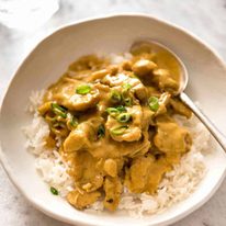 Chinese Satay Chicken Stir Fry - This is the Chinese takeout version of satay! Chicken stir fried in a satay sauce, this is made from scratch and tastes incredible. And easy! staging.recipetineats.com
