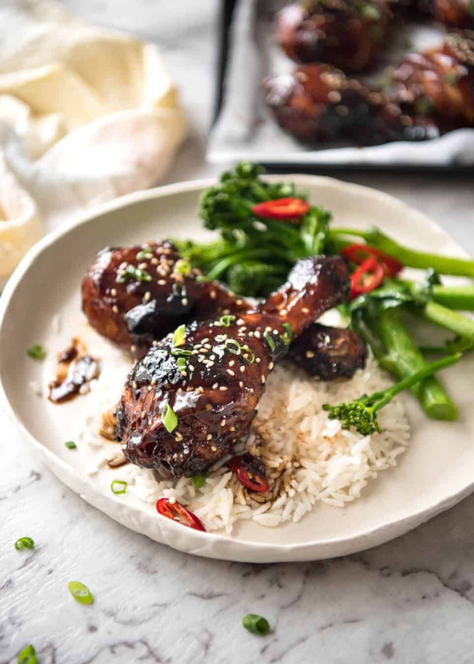 Sticky Chicken Drumsticks in Chinese Plum Sauce - Just a handful of ingredients, 5 minutes prep and awesome stickiness! staging.recipetineats.com