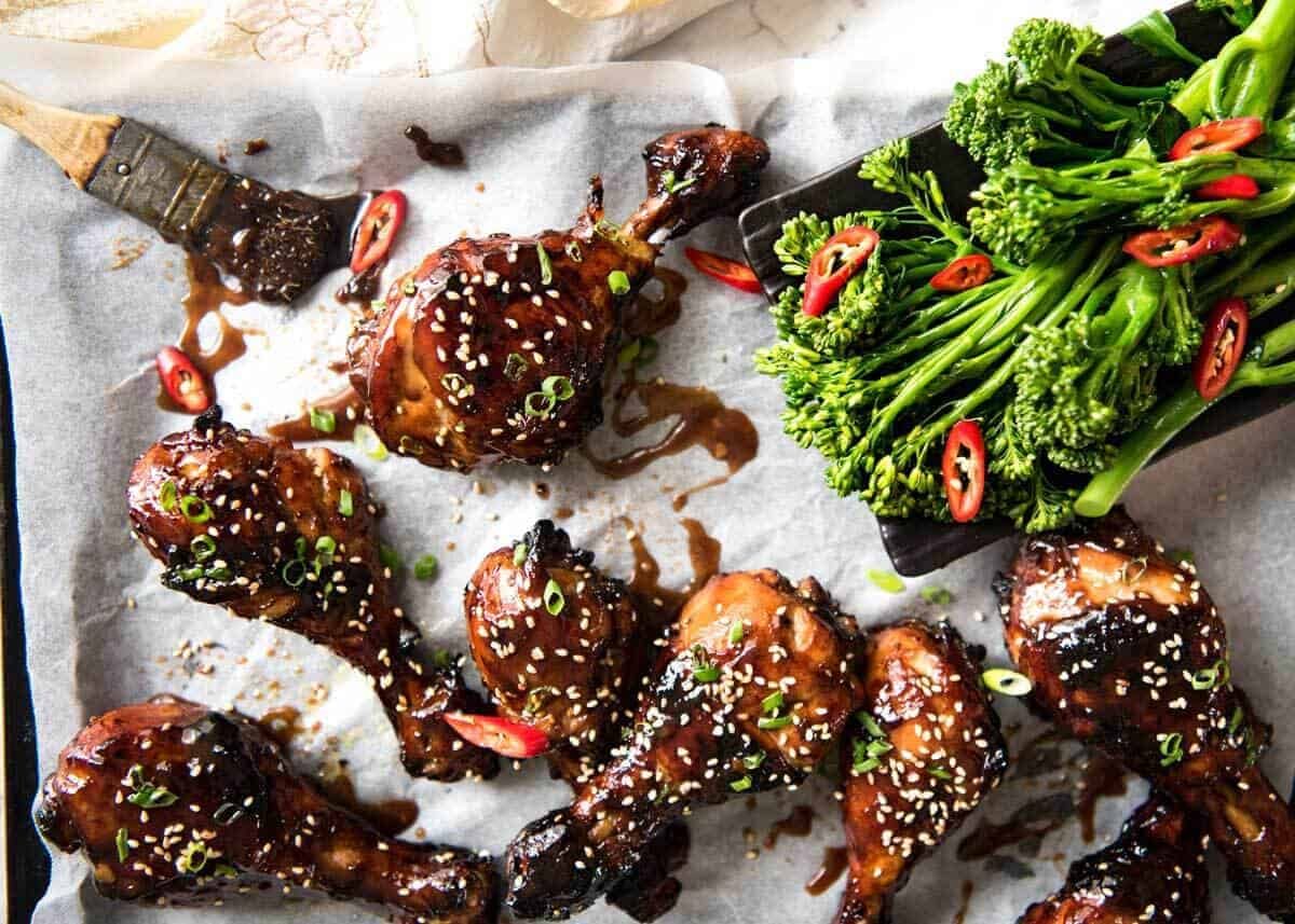 Sticky Chicken Drumsticks in Chinese Plum Sauce - Just a handful of ingredients, 5 minutes prep and awesome stickiness! staging.recipetineats.com