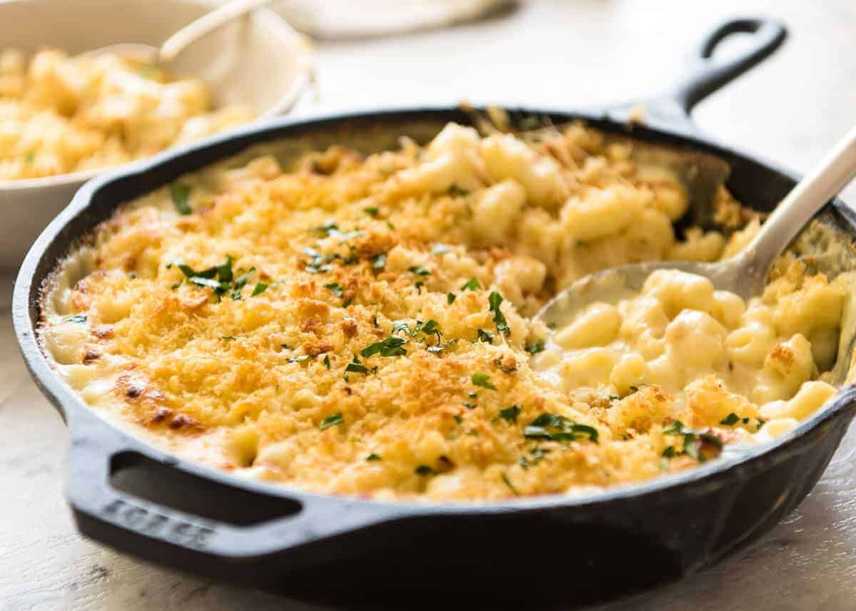 An epic Baked Mac and Cheese! Perfect in every way, the ultimate comfort food. staging.recipetineats.com