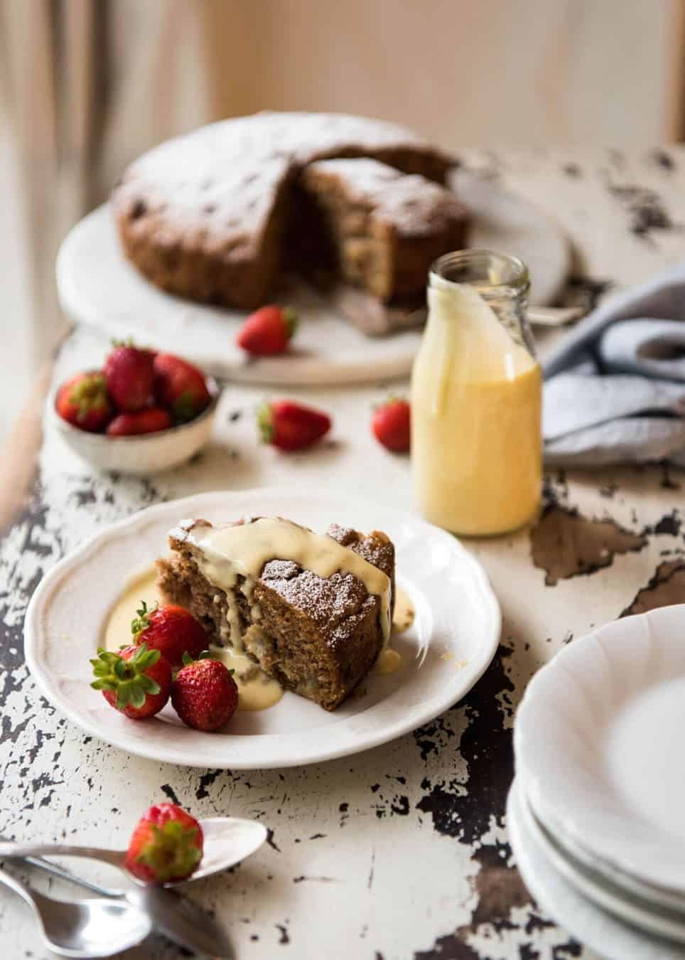 A classic, easy custard made using only egg as the thickener, no cornflour. Also known as Creme Anglaise, this is rich and stunning! staging.recipetineats.com