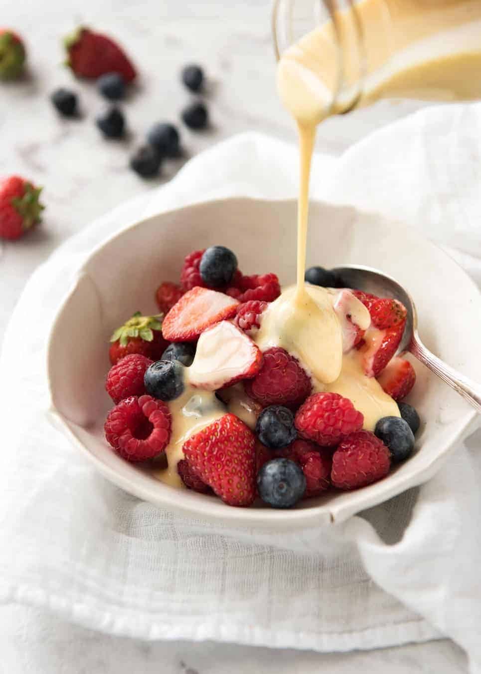 A classic, easy custard made using only egg as the thickener, no cornflour. Also known as Creme Anglaise, this is rich and stunning! staging.recipetineats.com