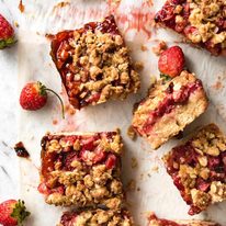 Fresh Strawberry Bars with a buttery biscuit base, topped with jam, fresh strawberries and a crumbly topping. No mixer, quick to make! staging.recipetineats.com