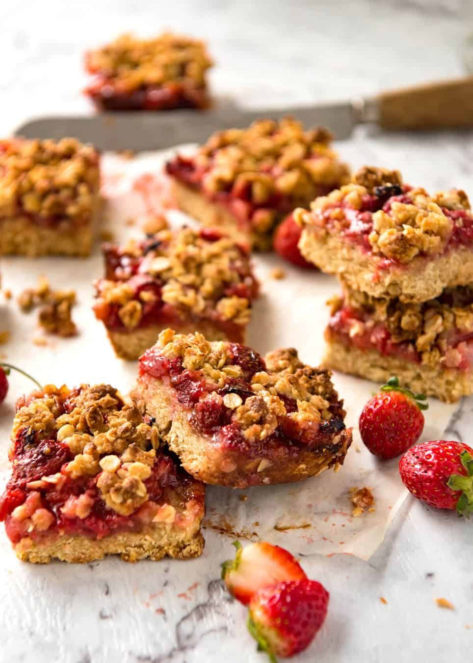 Fresh Strawberry Bars with a buttery biscuit base, topped with jam, fresh strawberries and a crumbly topping. No mixer, quick to make! staging.recipetineats.com