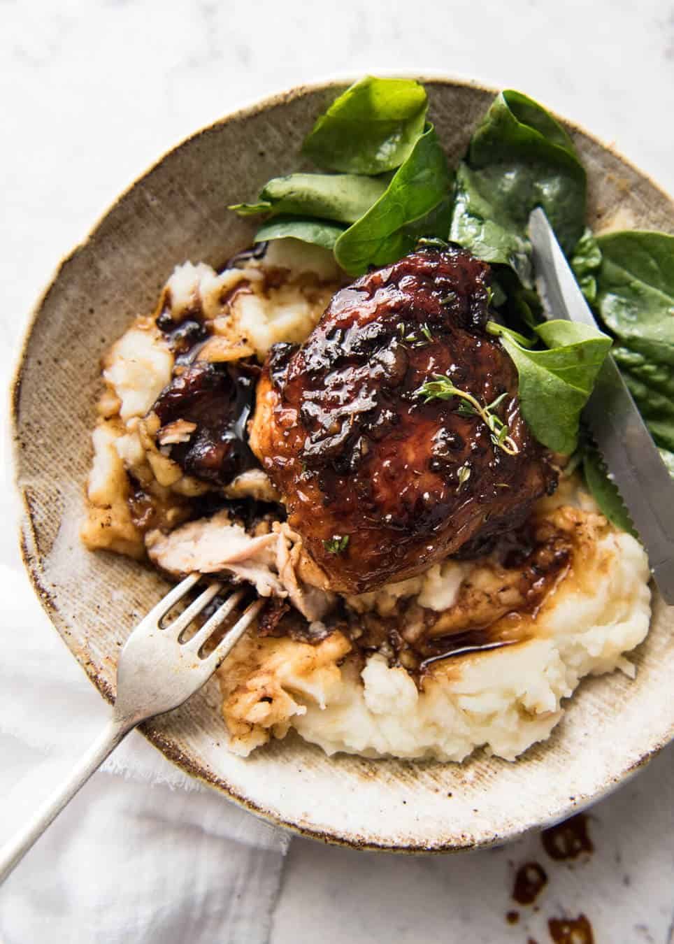 Balsamic vinegar, soy sauce, honey, sugar and garlic is all you need to make this super easy and fast Baked Balsamic Chicken! No marinating required. staging.recipetineats.com