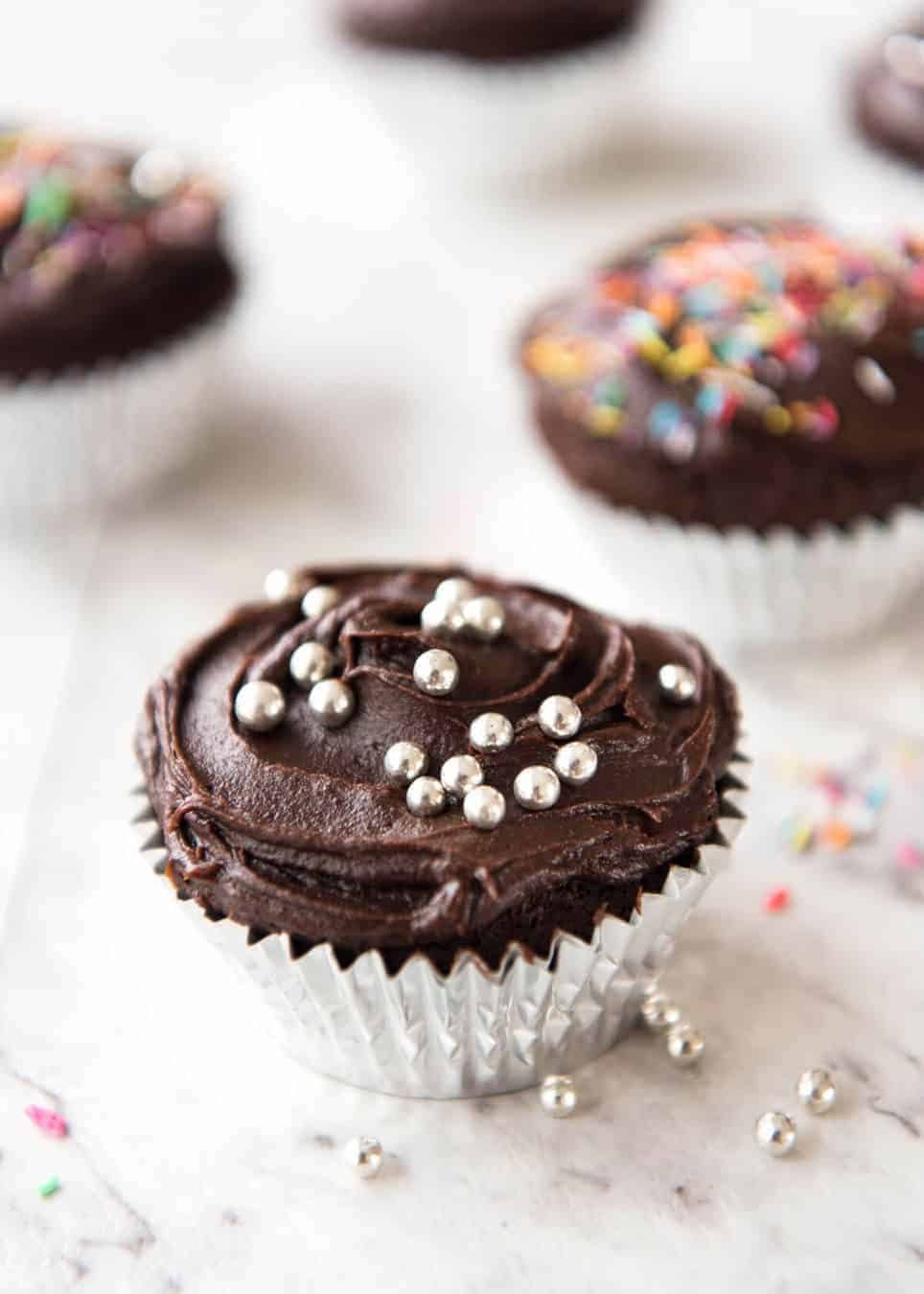 No stand mixer required to make the Best EASY Chocolate Cupcakes. Moist, deeply chocolatey with a tender crumb, these are unbelievably fast & easy. staging.recipetineats.com