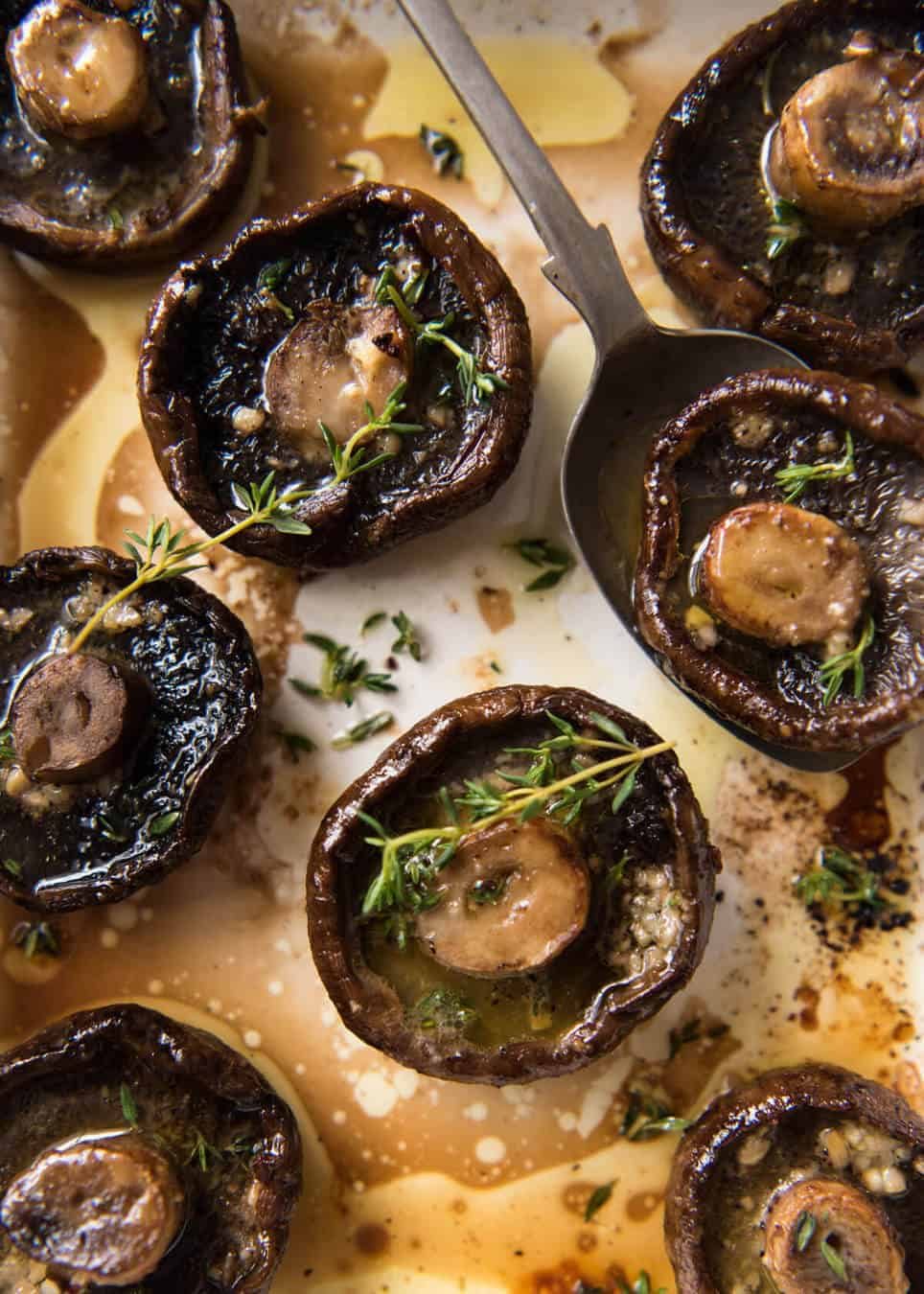 Simple perfection: Garlic Butter Roasted Mushrooms. staging.recipetineats.com