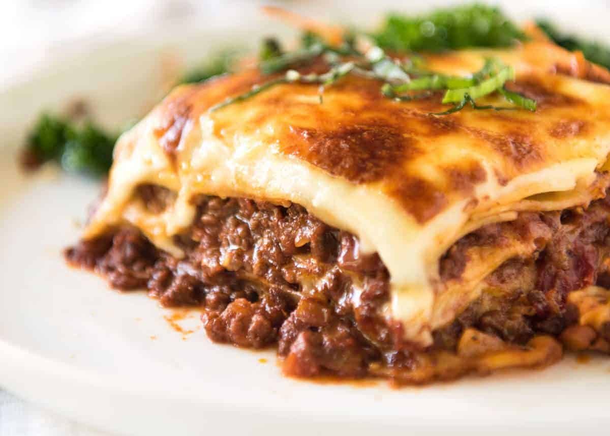 A homemade Lasagna is a thing of beauty! This is a traditional Italian Lasagna, made with a Bolognese Ragu and cheese sauce / b&eacute;chamel sauce. No ricotta in sight! recipetineats.com