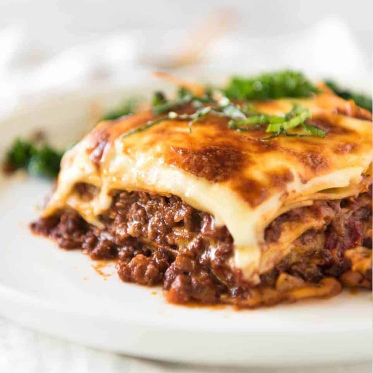 A homemade Lasagna is a thing of beauty! This is a traditional Italian Lasagna, made with a Bolognese Ragu and cheese sauce / b&eacute;chamel sauce. No ricotta in sight! recipetineats.com
