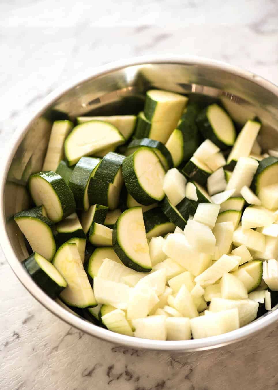 Silky, thick, Healthy Creamy Zucchini Soup. Perfect for dunking in hot crusty bread! staging.recipetineats.com