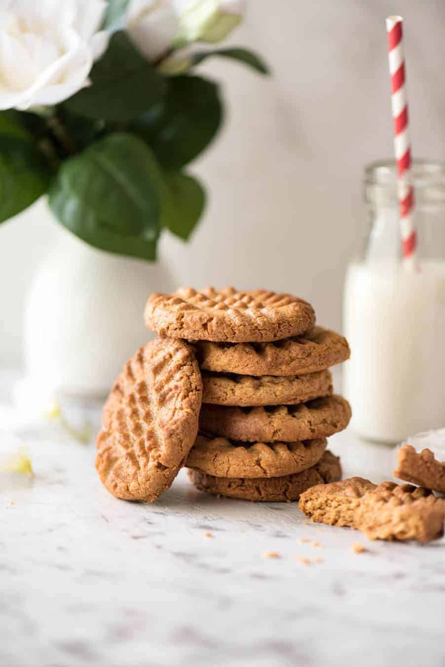 The World's Best Easy Peanut Butter Cookies are SOFT and CHEWY. Peanut butter, brown sugar and egg is all you need! staging.recipetineats.com