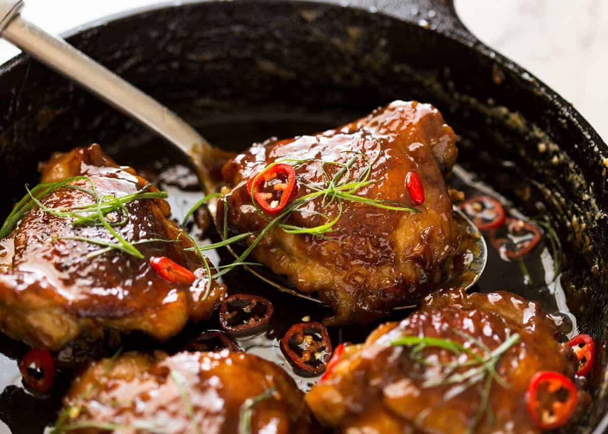 Vietnamese Coconut Caramel Chicken - 7 ingredient magic. The coconut fragrance is heavenly! staging.recipetineats.com