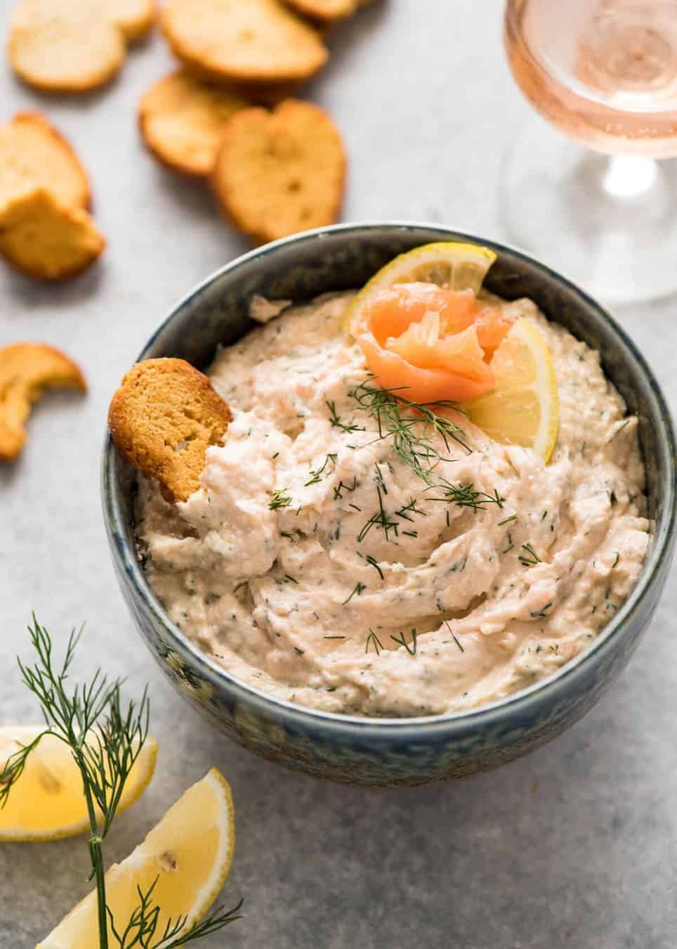 You'll never buy a Smoked Salmon Dip with flavour this good! staging.recipetineats.com