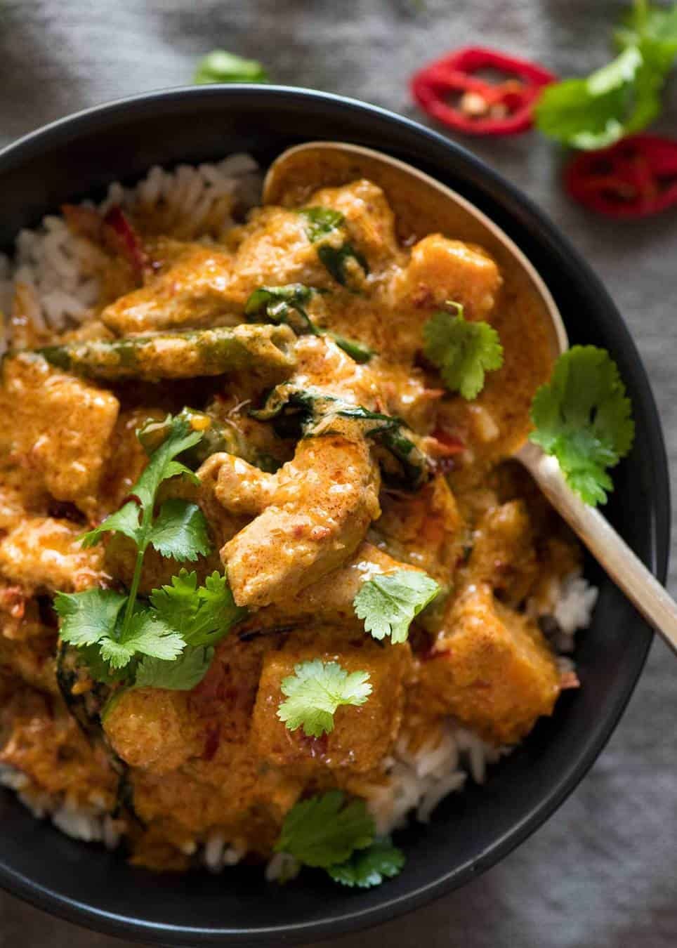 Thai Red Curry with Chicken with a homemade Thai Red Curry Paste. Based on recipes from some fo the most well known Thai Chefs in the world. recipetineats.com