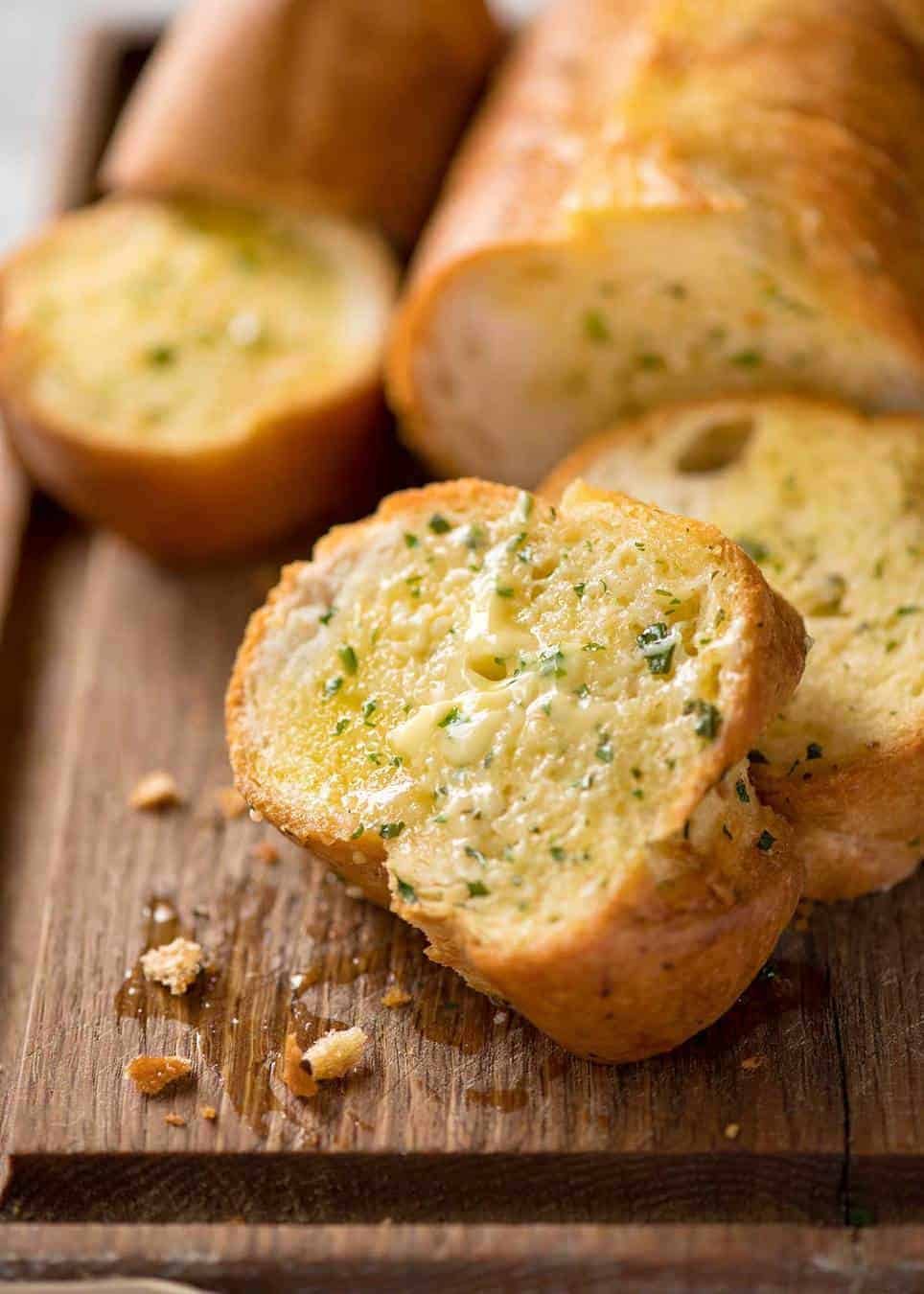 Better than Pizza Hut! For a truly religious Garlic Bread experience, skip the artisan bread and use a basic French stick. And no skimping on butter! staging.recipetineats.com