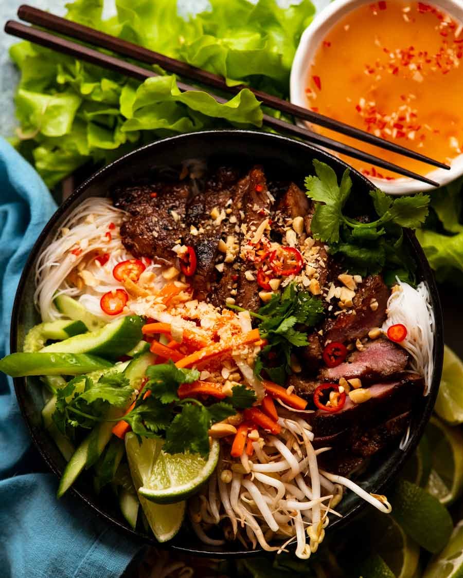 Vietnamese noodles with lemongrass pork (B&uacute;n thịt nướng) ready to be eaten