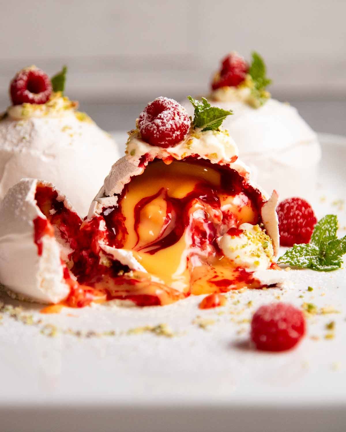 Pavlova Bombs